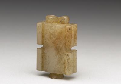 图片[2]-Jade pei pendant in the shape of sheng, Eastern Han dynasty (25-220)-China Archive